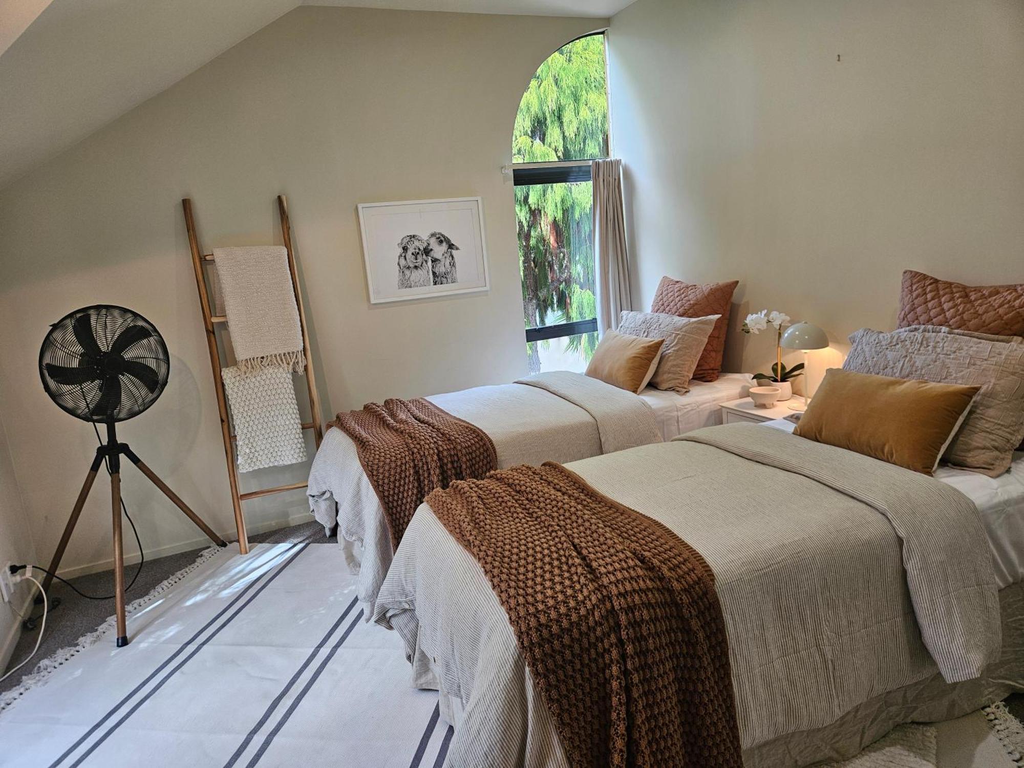 Tree Tops Retreat Holiday home